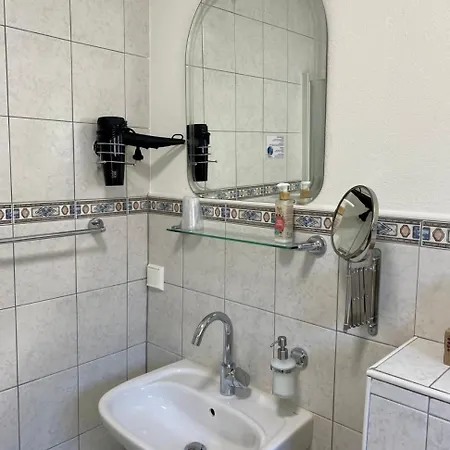 Bed & Breakfast Haus Salzkristall 3*