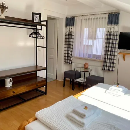 Haus Salzkristall Bed & Breakfast Obertraun