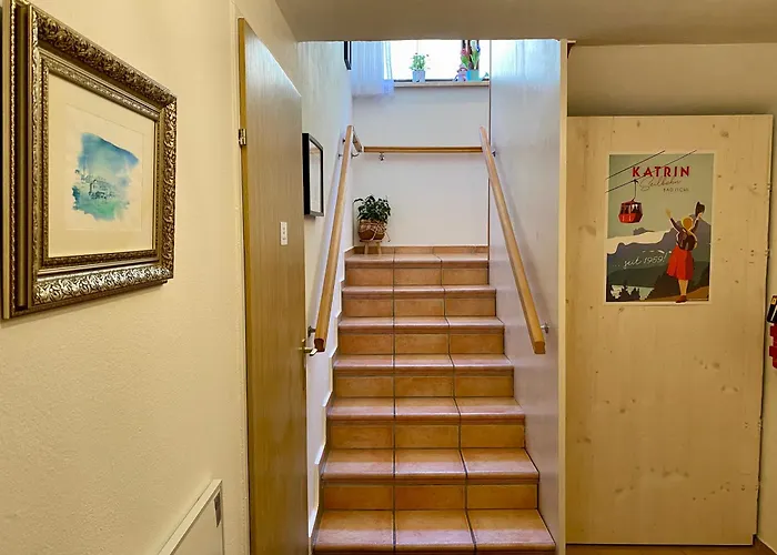 Haus Salzkristall Bed & Breakfast 3*