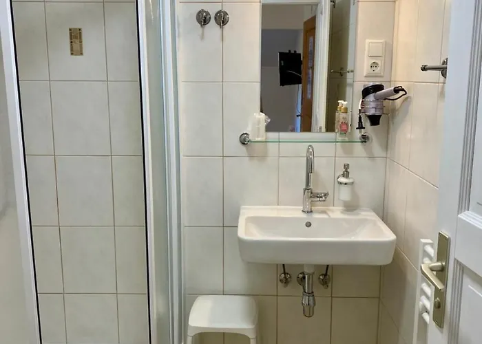 Haus Salzkristall Bed and Breakfast 3*