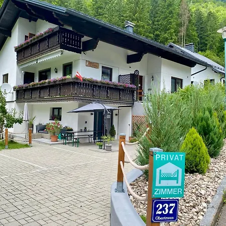 Bed and Breakfast Haus Salzkristall 3*